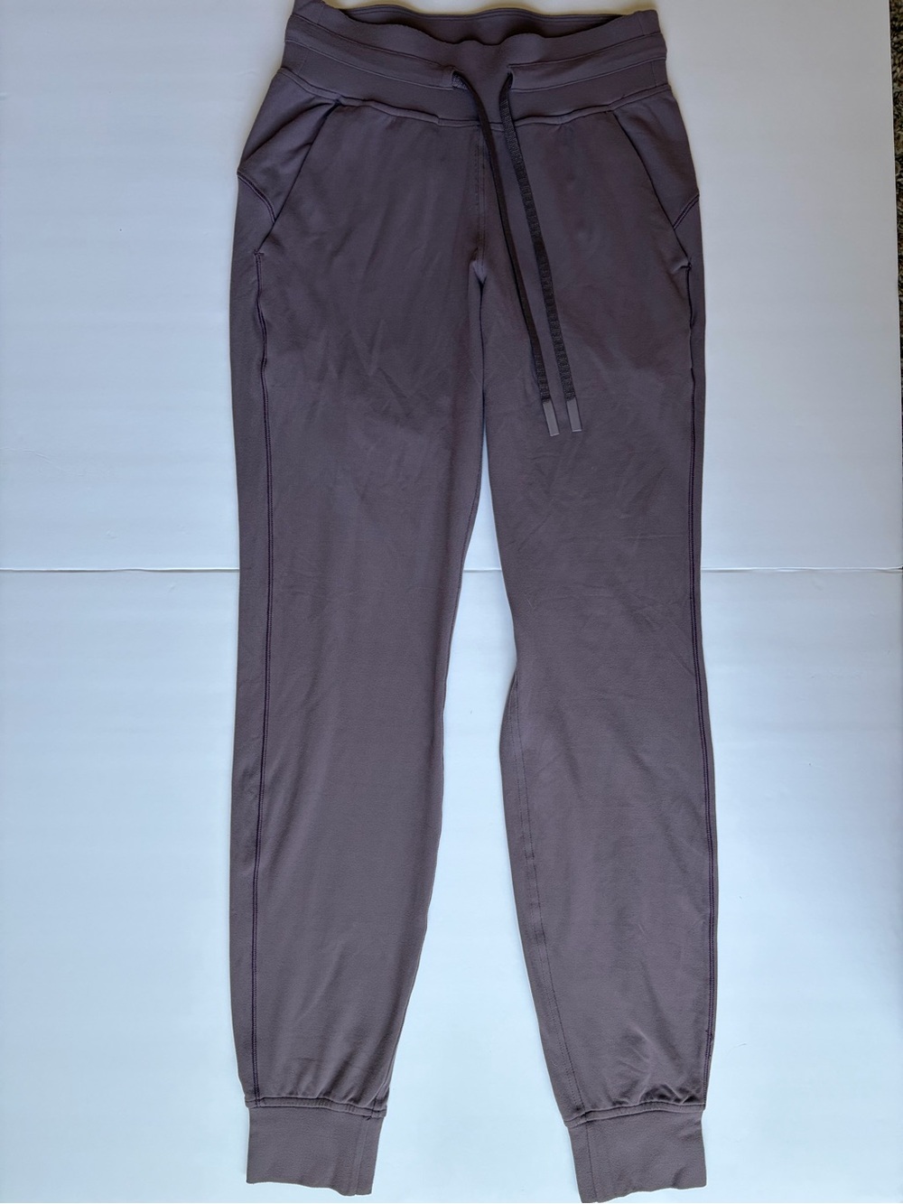 Lululemon Ready to Rulu Jogger Size 2 Mauve Purple Drawstring Lounge Sweatpants
